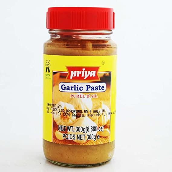 61jkCKjYt_L._AC_SX569.jpg PRIYA GARLIC PASTE 300G - Image 1